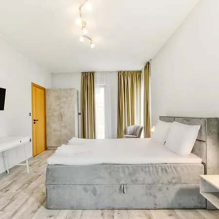 Marina Bay Boutique Kraymorie