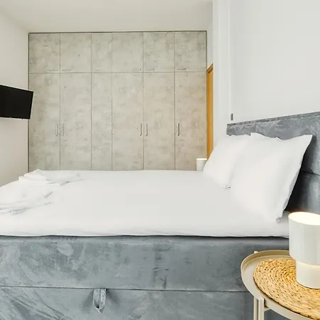 Marina Bay Boutique *