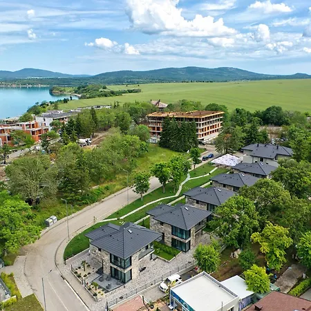 Villa Marina Bay Boutique *